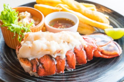 Serving suggestions after re-heating cooked lobsters how to, with lobster rolls, pasta, and butter sauce pairings.